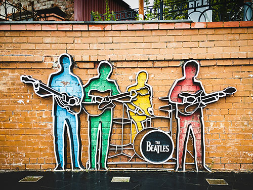 Beatles London music helping students learn English